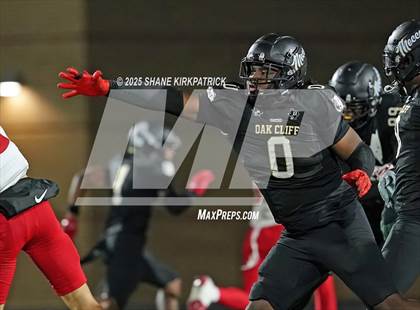 Thumbnail 2 in Terrell vs South Oak Cliff (UIL 5A Div 2 Regional Semifinal) photogallery.