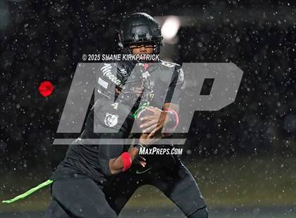 Thumbnail 1 in Terrell vs South Oak Cliff (UIL 5A Div 2 Regional Semifinal) photogallery.