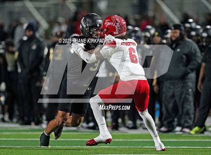 Thumbnail 3 in Terrell vs South Oak Cliff (UIL 5A Div 2 Regional Semifinal) photogallery.