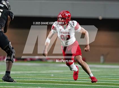 Thumbnail 2 in Terrell vs South Oak Cliff (UIL 5A Div 2 Regional Semifinal) photogallery.