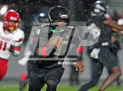 Thumbnail 1 in Terrell vs South Oak Cliff (UIL 5A Div 2 Regional Semifinal) photogallery.