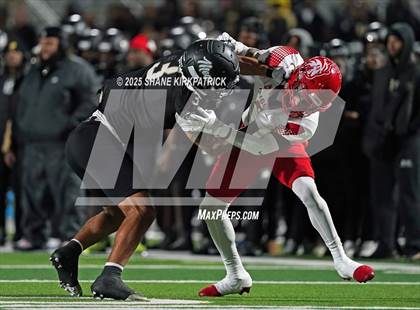 Thumbnail 1 in Terrell vs South Oak Cliff (UIL 5A Div 2 Regional Semifinal) photogallery.