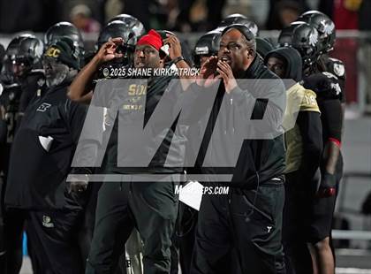 Thumbnail 1 in Terrell vs South Oak Cliff (UIL 5A Div 2 Regional Semifinal) photogallery.