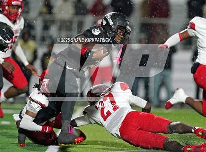 Thumbnail 3 in Terrell vs South Oak Cliff (UIL 5A Div 2 Regional Semifinal) photogallery.