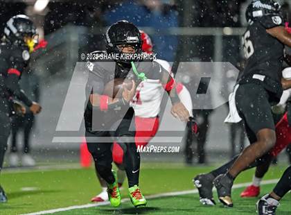 Thumbnail 2 in Terrell vs South Oak Cliff (UIL 5A Div 2 Regional Semifinal) photogallery.