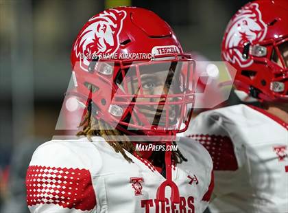 Thumbnail 3 in Terrell vs South Oak Cliff (UIL 5A Div 2 Regional Semifinal) photogallery.
