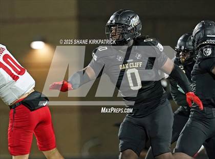 Thumbnail 1 in Terrell vs South Oak Cliff (UIL 5A Div 2 Regional Semifinal) photogallery.