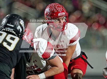 Thumbnail 3 in Terrell vs South Oak Cliff (UIL 5A Div 2 Regional Semifinal) photogallery.