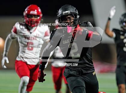 Thumbnail 3 in Terrell vs South Oak Cliff (UIL 5A Div 2 Regional Semifinal) photogallery.
