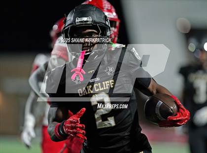 Thumbnail 1 in Terrell vs South Oak Cliff (UIL 5A Div 2 Regional Semifinal) photogallery.