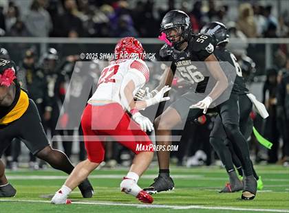 Thumbnail 3 in Terrell vs South Oak Cliff (UIL 5A Div 2 Regional Semifinal) photogallery.