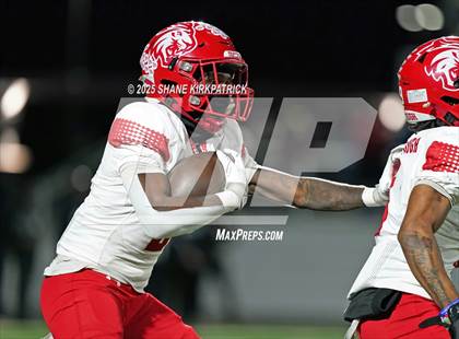 Thumbnail 1 in Terrell vs South Oak Cliff (UIL 5A Div 2 Regional Semifinal) photogallery.