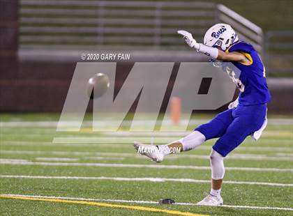 Thumbnail 3 in Chattanooga Christian vs Boyd-Buchanan photogallery.
