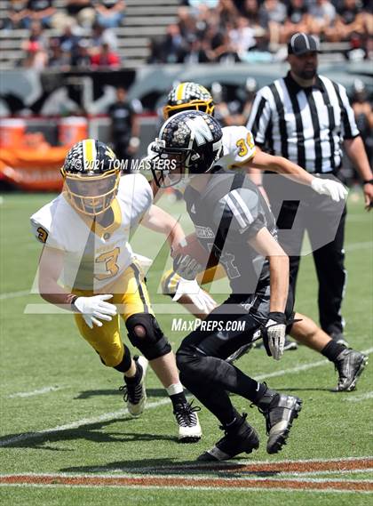 Thumbnail 3 in Northside - Pinetown vs. Murphy (NCHSAA 1A Final) photogallery.