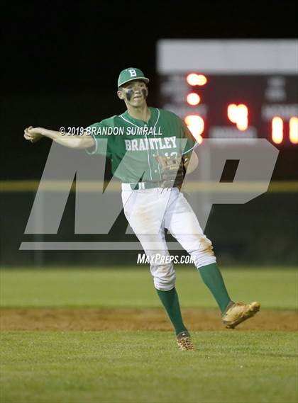 Thumbnail 3 in Billingsley vs. Brantley photogallery.