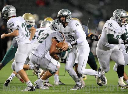 Thumbnail 3 in Granite Bay vs. Long Beach Poly (CIF State D1 Final) photogallery.