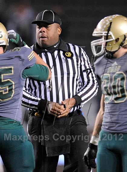 Thumbnail 1 in Granite Bay vs. Long Beach Poly (CIF State D1 Final) photogallery.