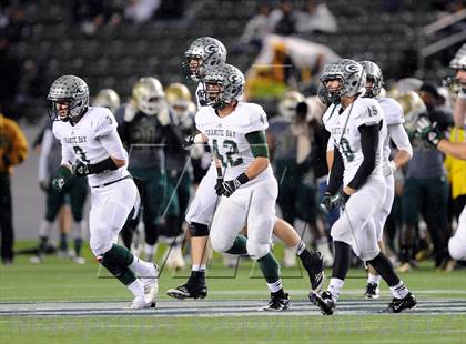 Thumbnail 2 in Granite Bay vs. Long Beach Poly (CIF State D1 Final) photogallery.