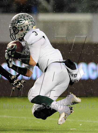 Thumbnail 3 in Granite Bay vs. Long Beach Poly (CIF State D1 Final) photogallery.