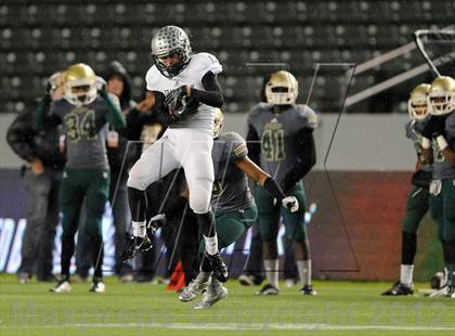 Thumbnail 3 in Granite Bay vs. Long Beach Poly (CIF State D1 Final) photogallery.