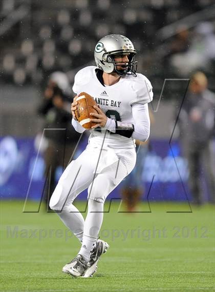 Thumbnail 3 in Granite Bay vs. Long Beach Poly (CIF State D1 Final) photogallery.