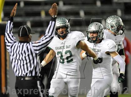 Thumbnail 2 in Granite Bay vs. Long Beach Poly (CIF State D1 Final) photogallery.