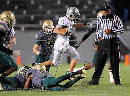 Thumbnail 2 in Granite Bay vs. Long Beach Poly (CIF State D1 Final) photogallery.