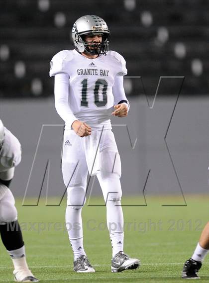 Thumbnail 3 in Granite Bay vs. Long Beach Poly (CIF State D1 Final) photogallery.