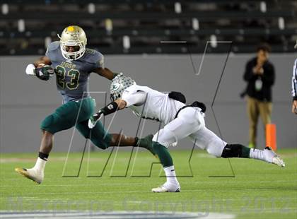 Thumbnail 2 in Granite Bay vs. Long Beach Poly (CIF State D1 Final) photogallery.