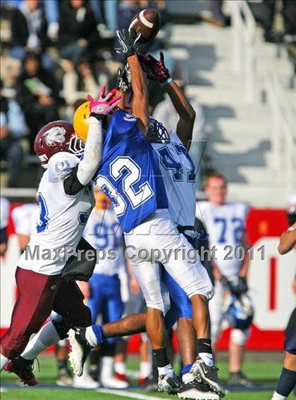 Thumbnail 1 in Suffolk Pal All-Star Game photogallery.
