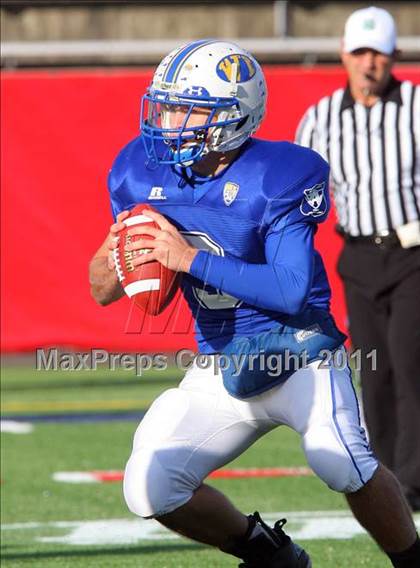 Thumbnail 1 in Suffolk Pal All-Star Game photogallery.