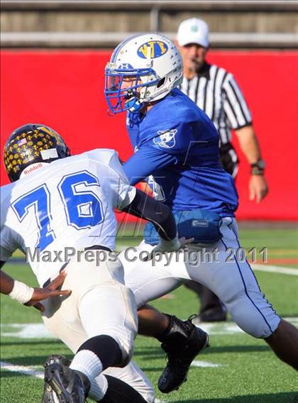 Thumbnail 2 in Suffolk Pal All-Star Game photogallery.