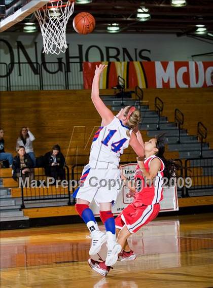 Thumbnail 2 in South Houston @ Hardin-Jefferson (McDonalds Texas Invitational) photogallery.