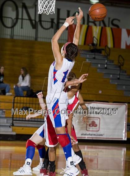 Thumbnail 2 in South Houston @ Hardin-Jefferson (McDonalds Texas Invitational) photogallery.