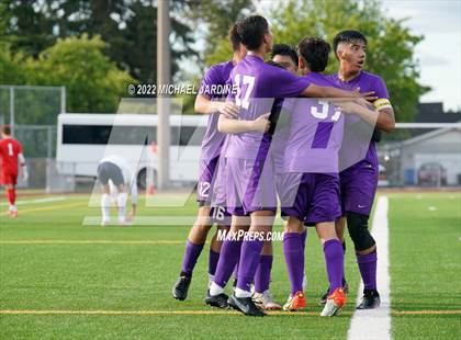 Thumbnail 3 in Pasco vs. Bellarmine Prep (WIAA 4A Semifinal) photogallery.
