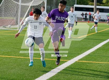 Thumbnail 3 in Pasco vs. Bellarmine Prep (WIAA 4A Semifinal) photogallery.