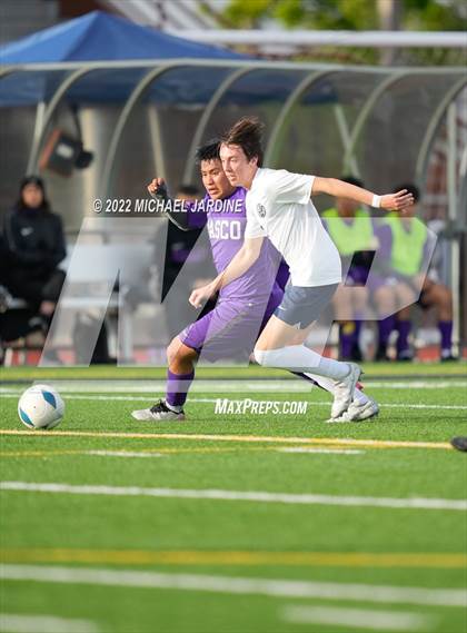 Thumbnail 1 in Pasco vs. Bellarmine Prep (WIAA 4A Semifinal) photogallery.