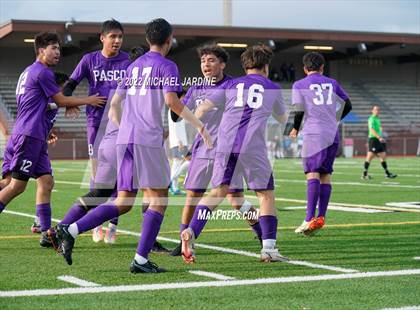 Thumbnail 1 in Pasco vs. Bellarmine Prep (WIAA 4A Semifinal) photogallery.