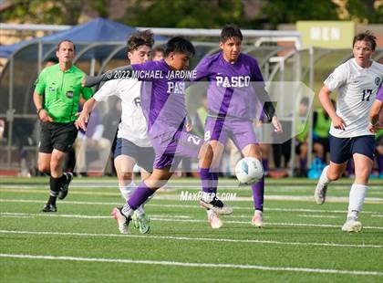 Thumbnail 1 in Pasco vs. Bellarmine Prep (WIAA 4A Semifinal) photogallery.