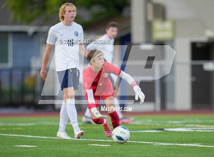 Thumbnail 1 in Pasco vs. Bellarmine Prep (WIAA 4A Semifinal) photogallery.