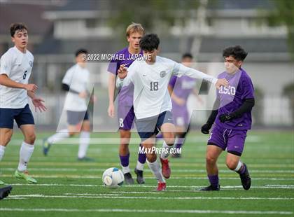Thumbnail 3 in Pasco vs. Bellarmine Prep (WIAA 4A Semifinal) photogallery.