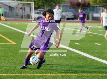 Thumbnail 3 in Pasco vs. Bellarmine Prep (WIAA 4A Semifinal) photogallery.