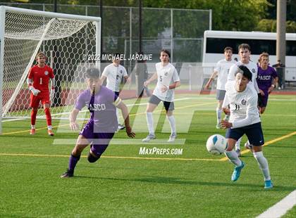 Thumbnail 3 in Pasco vs. Bellarmine Prep (WIAA 4A Semifinal) photogallery.