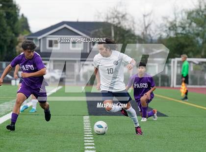 Thumbnail 3 in Pasco vs. Bellarmine Prep (WIAA 4A Semifinal) photogallery.