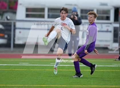 Thumbnail 2 in Pasco vs. Bellarmine Prep (WIAA 4A Semifinal) photogallery.
