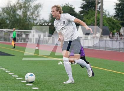 Thumbnail 3 in Pasco vs. Bellarmine Prep (WIAA 4A Semifinal) photogallery.