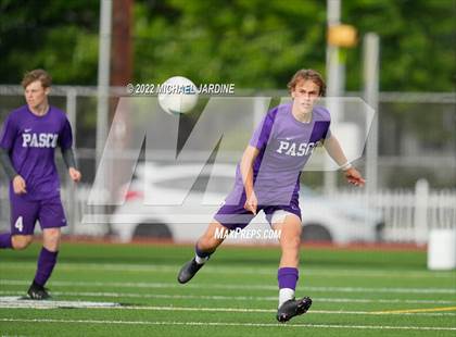 Thumbnail 2 in Pasco vs. Bellarmine Prep (WIAA 4A Semifinal) photogallery.