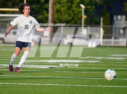 Thumbnail 2 in Pasco vs. Bellarmine Prep (WIAA 4A Semifinal) photogallery.