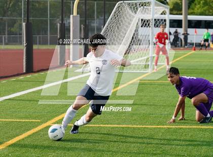 Thumbnail 2 in Pasco vs. Bellarmine Prep (WIAA 4A Semifinal) photogallery.
