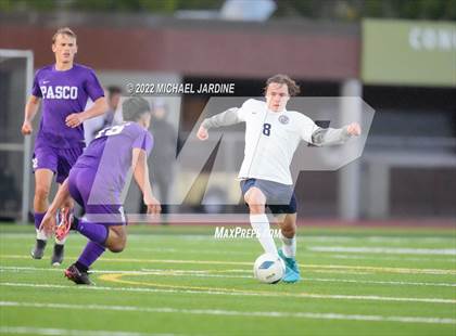 Thumbnail 2 in Pasco vs. Bellarmine Prep (WIAA 4A Semifinal) photogallery.